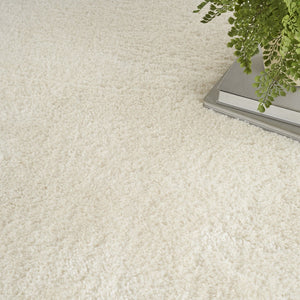 HomeRoots 4' Ivory Shag Area Rug - Luxuriously Soft, Durable & Versatile for Cozy Spaces, Kids & Pets Friendly 4' X 6' 550695