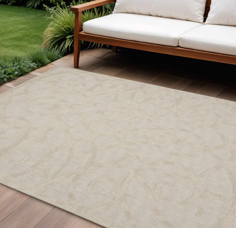 HomeRoots 7' Cream and Beige Trellis Area Rug – Stylish, Durable Indoor/Outdoor Flooring for Any Space 550822