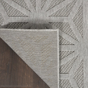 HomeRoots 7' Modern Light Gray Geometric Area Rug - Durable, Stain-Resistant for Indoor & Outdoor Spaces 550825