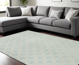 Homeroots 8' X 10' Beige And Green Trellis Non Skid Area Rug  Polypropylene 550855