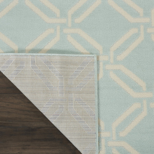 Homeroots 8' X 10' Beige And Green Trellis Non Skid Area Rug  Polypropylene 550855