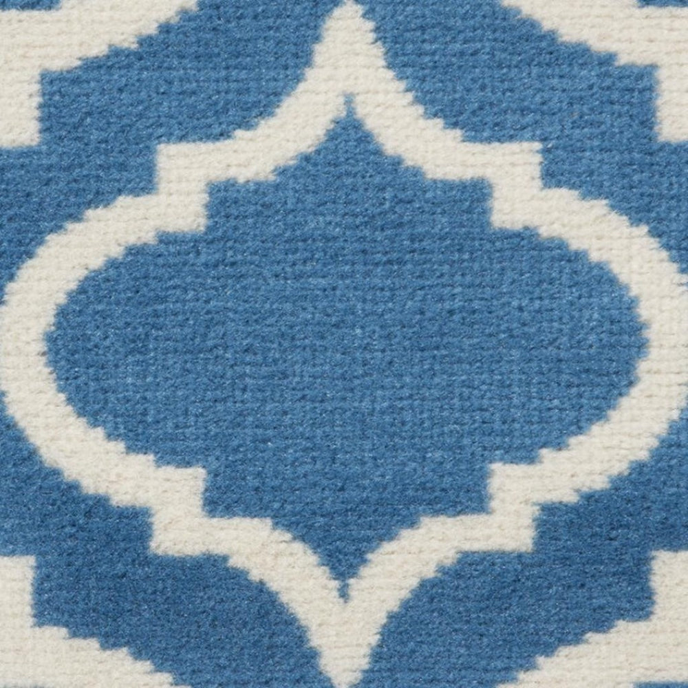 HomeRoots 8' Coastal Charm Beige and Green Trellis Non-Skid Area Rug for High-Traffic Homes with Pets 8' X 10' 550855