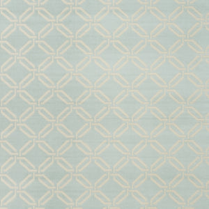 Homeroots 8' X 10' Beige And Green Trellis Non Skid Area Rug  Polypropylene 550855