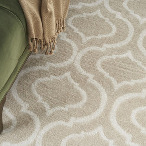 HomeRoots 8' Beige and Ivory Trellis Area Rug - Durable, Stain-Resistant Design Perfect for Any Room 8' X 10' 550858
