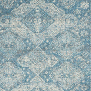 Homeroots 5' Ivory And Light Blue Medallion Distressed Area Rug - Durable, Stain Resistant, Stylish Design 6' X 9' Polypropylene 550872