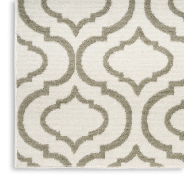 HomeRoots 8' Ivory and Green Trellis Area Rug - Durable, Stain-Resistant Design Perfect for High-Traffic Homes 8' X 10' 550912