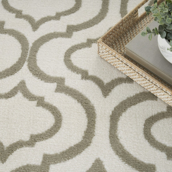 HomeRoots 8' Ivory and Green Trellis Area Rug - Durable, Stain-Resistant Design Perfect for High-Traffic Homes 8' X 10' 550912