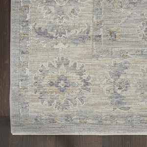 HomeRoots 4' Gray Floral Medallion Area Rug - Elegant Power Loom Design for Timeless Style in Any Space 5' X 8' 550947