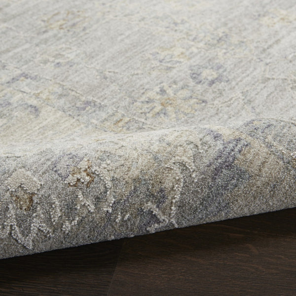 HomeRoots 4' Gray Floral Medallion Area Rug - Elegant Power Loom Design for Timeless Style in Any Space 5' X 8' 550947