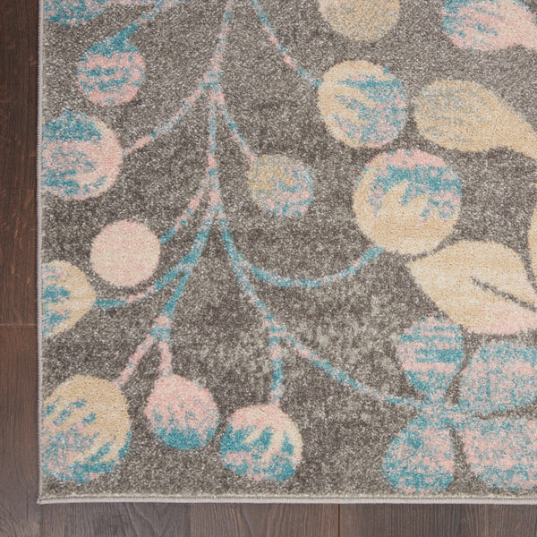 Homeroots 5' Tropical Floral Area Rug In Beige, Gray & Blue - Stain Resistant, Durable, Perfect For Homes!  Polypropylene 550952