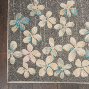 Homeroots 6' X 9' Beige And Gray Floral Area Rug - Stain Resistant, Durable, Perfect For Homes With Kids & Pets  Polypropylene 550955