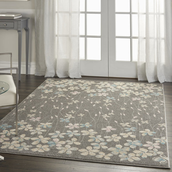 HomeRoots 6' Beige and Gray Floral Area Rug – Elegant Design for Timeless Style and Durable Everyday Use 6' X 9' 550955