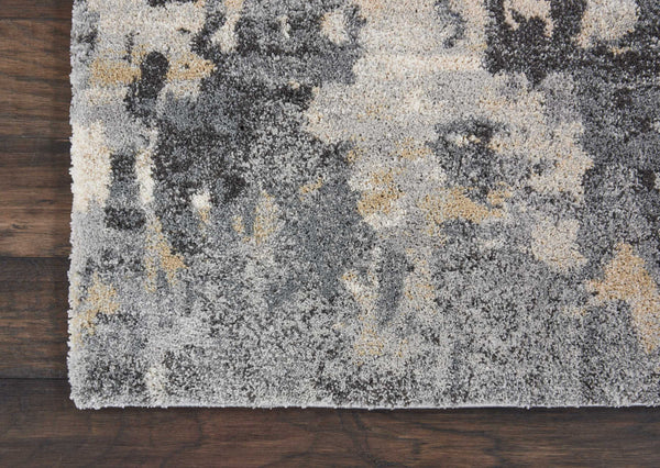 Homeroots 4' X 6' Ivory Black And Gray Abstract Distressed Area Rug  Polypropylene 550964