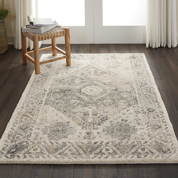Homeroots 4' X 6' Cream And Gray Medallion Distressed Area Rug  Polypropylene 550965