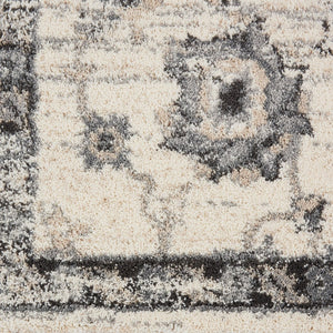 HomeRoots 4' Elegant Cream and Gray Floral Medallion Distressed Area Rug for Timeless Home Décor Appeal 4' X 6' 550966