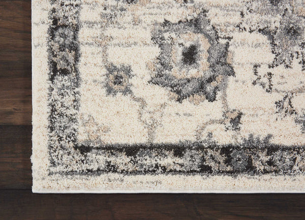 Homeroots 4' X 6' Cream And Gray Floral Medallion Distressed Area Rug  Polypropylene 550966