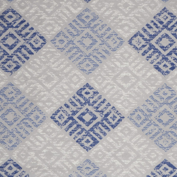 Homeroots 7' Stylish Geometric Distressed Area Rug In Beige, Blue & Gray – Durable, Non-skid, Stain Resistant 8' X 10' Polypropylene 551053