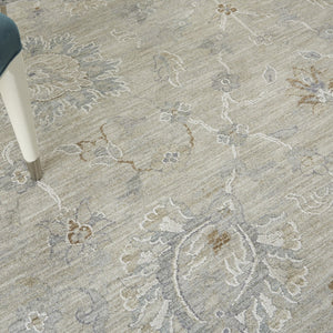HomeRoots 8' Elegant Beige and Gray Floral Medallion Area Rug - Timeless Charm for Any Living Space Decor 8' X 10' 551083