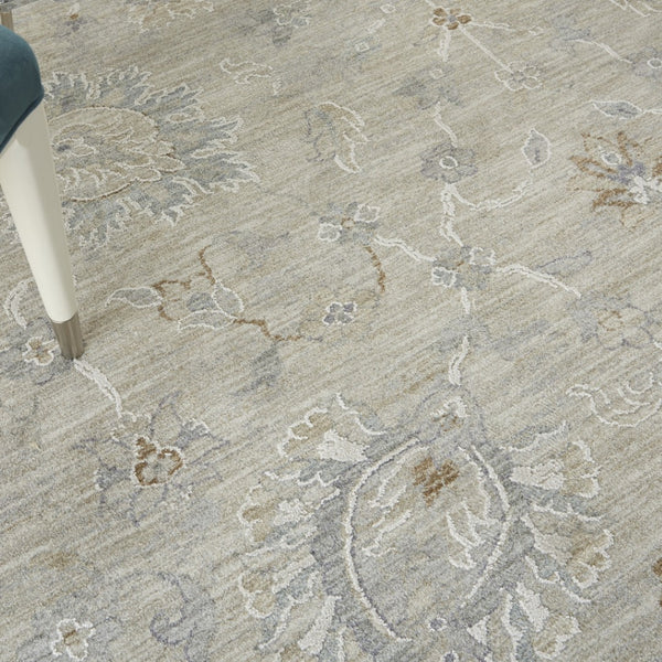 HomeRoots 8' Elegant Beige and Gray Floral Medallion Area Rug - Timeless Charm for Any Living Space Decor 8' X 10' 551083