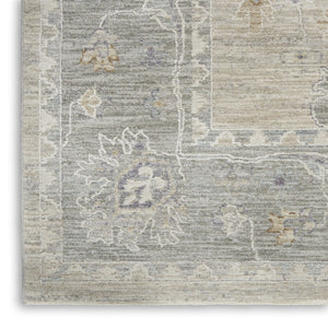 HomeRoots 8' Ivory and Gray Floral Area Rug - Timeless Elegance for Living Rooms, Dining Areas & Bedrooms 8' X 10' 551086