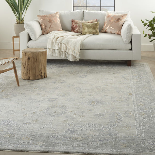 HomeRoots 8' Ivory and Gray Floral Area Rug - Timeless Elegance for Living Rooms, Dining Areas & Bedrooms 8' X 10' 551086