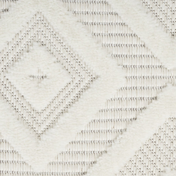 HomeRoots 20' Ivory and White Geometric Runner Rug - Stylish Indoor/Outdoor Décor for High-Traffic Areas 551101
