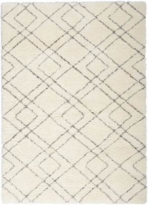 Homeroots 5' X 7' Ivory And Gray Geometric Shag Area Rug  Polyester 551112