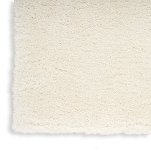 HomeRoots 4' Ivory Shag Area Rug - Luxuriously Soft, Durable & Versatile for Cozy Spaces, Kids & Pets Friendly 5' X 7' 551114