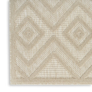 HomeRoots 8' X 10' Cream and Beige Geometric Area Rug for Indoor/Outdoor Use – Durable, Low-Maintenance Style 551116