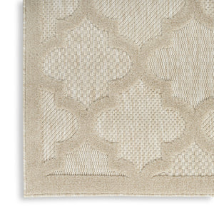 HomeRoots 8' X 10' Cream and Beige Trellis Rug - Stylish Indoor/Outdoor Area Rug for Any Space, Easy Care! 551117