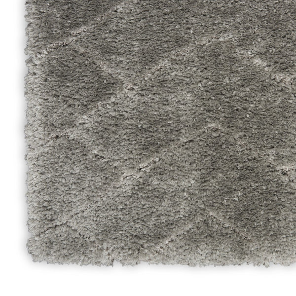 HomeRoots 5' Cozy Gray Chevron Shag Area Rug - Plush, Durable, Stain-Resistant Design for Modern Living Spaces 5' X 7' 551120