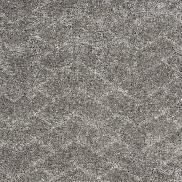 Homeroots 5' X 7' Gray Chevron Shag Area Rug  Polyester 551120