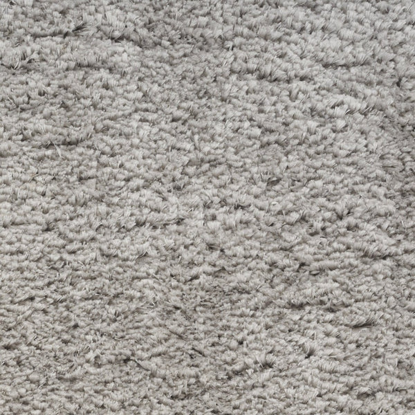 HomeRoots 4' Soft Gray Shag Area Rug - Plush, Stain-Resistant, Durable Design for Cozy, Stylish Interiors 5' X 7' 551121