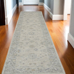 Homeroots 10' Runner Gray Floral Power Loom Runner Rug  Polypropylene,Polyester 551193