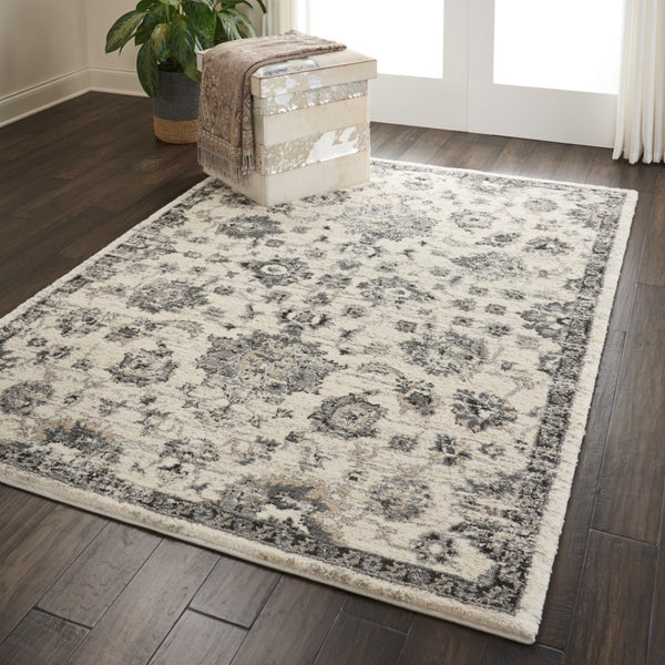 HomeRoots 4' Elegant Cream and Gray Floral Medallion Distressed Area Rug for Timeless Home Décor Appeal 5' X 7' 551212