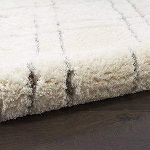 HomeRoots 5' Modern Ivory and Gray Geometric Shag Area Rug – Plush Comfort, Durable Design for Any Room 7' X 9' 551262