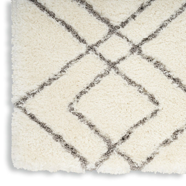 HomeRoots 5' Modern Ivory and Gray Geometric Shag Area Rug – Plush Comfort, Durable Design for Any Room 7' X 9' 551262