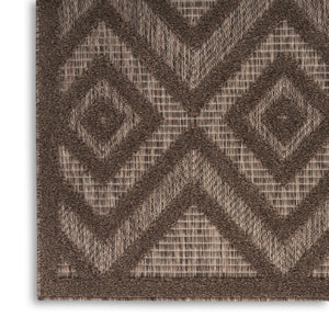 HomeRoots 9' Geometric Dark and Light Brown Indoor Outdoor Area Rug - Durable, Easy Care, Modern Style 551364