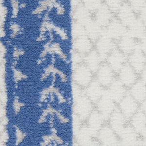 HomeRoots 8' Distressed Ivory and Blue Geometric Area Rug - Soft, Stain-Resistant, Non-Skid Design for Modern Homes 8' X 12' 551407