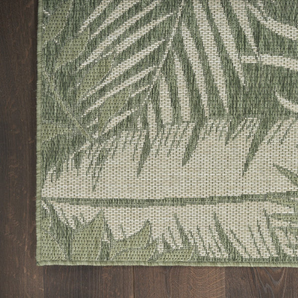 HomeRoots 9' X 12' Ivory & Green Palm Leaf Rug - Versatile Indoor-Outdoor Décor for Coastal Living Spaces 551452