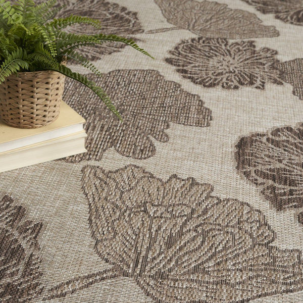HomeRoots 9' X 12' Elegant Natural and Ivory Floral Indoor-Outdoor Area Rug for Timeless Home Style & Durability 551494