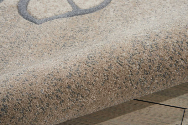 HomeRoots 5' Beige and Gray Botanical Leaves Area Rug - Stylish, Durable, Non-Skid Design for Any Room 9' X 13' 551500