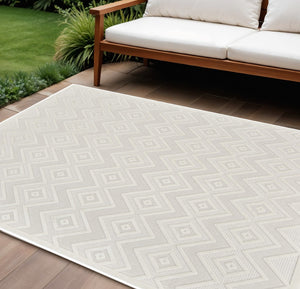 HomeRoots 10' X 14' Ivory Geometric Area Rug – Indoor/Outdoor Stylish Comfort for Modern Living Spaces 551513