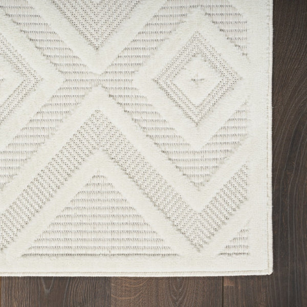 HomeRoots 10' X 14' Ivory Geometric Area Rug – Indoor/Outdoor Stylish Comfort for Modern Living Spaces 551513