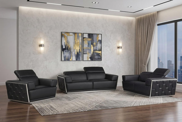 Three Piece Italian Leather Sectional Sofa Set with Luxurious Six Person Living Room Seating