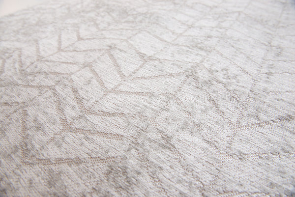 Homeroots 10' Gray And White Chevron Non Skid Area Rug  100% Pet 551688