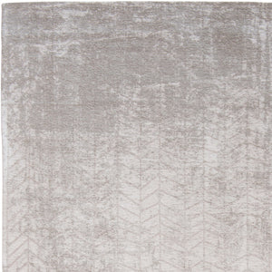 Homeroots 10' Gray And White Chevron Non Skid Area Rug  100% Pet 551688