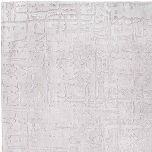 Homeroots 10' White Abstract Non Skid Area Rug  100% Pet 551692
