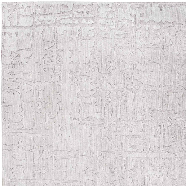 Homeroots 10' White Abstract Non Skid Area Rug  100% Pet 551692