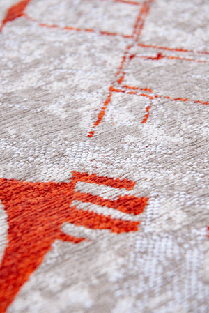 HomeRoots 9' Stylish Red and White Abstract Area Rug with Non-Skid Backing for High-Traffic Spaces, 9' x 13' 551784